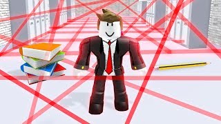 ESCAPE THE EVIL SCHOOL Roblox [upl. by Sibilla]