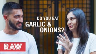 RAW Questions Unfiltered Fun About Garlic amp Onions ما هي متعة البصل و الثوم؟ [upl. by Etnwahs621]