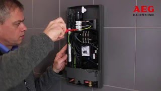 Elektronische Durchlauferhitzer von AEG – Installationsvideo [upl. by Aneehsirk314]