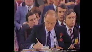 Démission de René Lévesque Pierre Trudeau 1985 [upl. by Euqinor559]