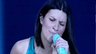 Laura Pausini  Escucha Atento HD  7 de 17  Live World Tour 2009 [upl. by Drawd]