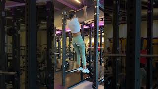 Girls stop skipping upper 🤍 gymmotivation fitnessmotivation pullups [upl. by Morvin]