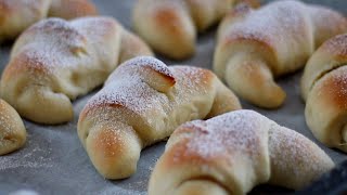 BRIOCHE VEGANE sofficissime  Ricetta facile per la colazione  Senza latte senza uova [upl. by Aisercal]