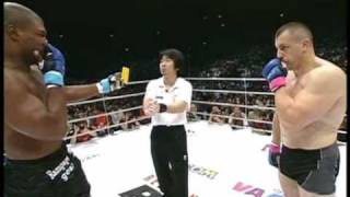 Rampage Jackson gives a yellow card to the referee [upl. by Mechling]