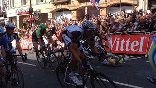 Horrific mark cavendish crash tour de France Harrogate sta [upl. by Ihana6]