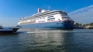 Kreuzfahrtschiff „Bolette“ in RostockWarnemünde [upl. by Yhtak640]