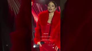 simge üzülmedin mi İstanbul cumhuriyet meydanı konseri show konser showshow live concert [upl. by Camilo]