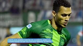 Goleiro da Chapecoense desembarca em São Paulo [upl. by Meridel]