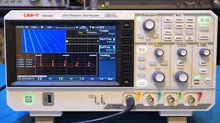 Review of a UNIT UPO1204 200 MHz 4 Channel Digital Oscilloscope [upl. by Bein]