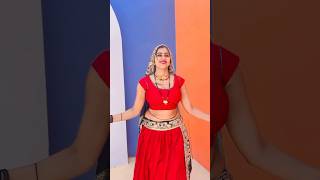 Munda gora rang dekh 🥰meenu shorts dance trending youtubeshorts [upl. by Penelope]