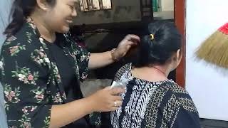 back massage and kerokan  tradisional massage [upl. by Waly]