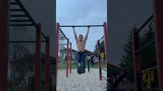 Typewriter on bar calisthenics calistenia workout training strength pullups sports [upl. by Anelat]