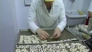 Come vengono preparati i taralli di Il Forno Delle Puglie [upl. by Ahseit]