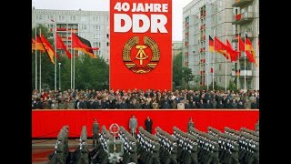 40 Jahre DDR  Ehrenparade 7 Oktober 1989 [upl. by Gniliem]