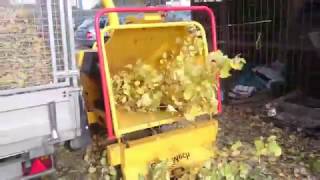 Greenmech 150 Arborist wood chipper štěpkovač a Agados Atlas дробилка [upl. by Canon]