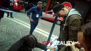 Dave Grohl RACKS autographs in DC on GTV Reality [upl. by Bratton]