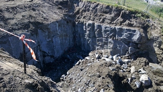 Blasting a presplit in Granite [upl. by Reel651]