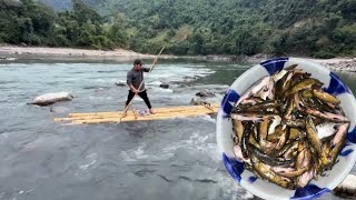 Bamboo BoatEasy Fish Catching video Fishing [upl. by Alvy274]