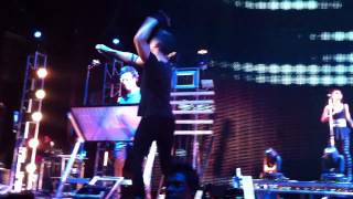 MOENIA  Dejame Entrar Live FM Tour  Teatro Metropolitan  Full HD [upl. by Lasala]