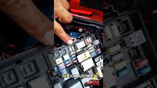 Corte de una Jeep wrangler 2019 a la bomba de gasolina [upl. by Lyle824]