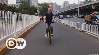 Bicycle comeback in Beijing  DW English [upl. by Hayyim]