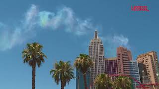 Le Frecce Tricolori sorvolano la Strip di Las Vegas [upl. by Resarf381]