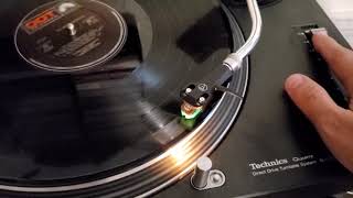 Technics SL1200 MK2 Black Turntable Record Player DJ [upl. by Ymmor]