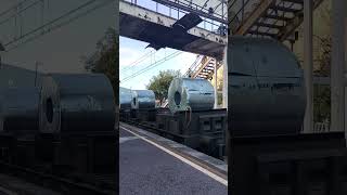 Locomotora 335032 de Ferrovial con bobinero por Peñota [upl. by Emelia905]