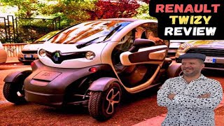 2024 Renault Twizy Review in 2 minutes in Traffic  Super alien like design micro ecar [upl. by Esta]