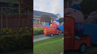 Grandpa Pig’s Little Train planitpark peppapigworld peppapigthemepark [upl. by Maffa]