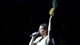 Glass Animals  Gooey With Audience Members Pineapple Live In Dublin 2024 [upl. by Doty]