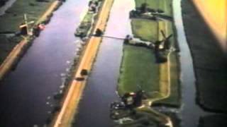 Vlucht over Zuid Holland 1978 [upl. by Naved526]