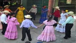 Honduras Danza típica quotLos caballitosquot Cofradía Cortes [upl. by Harrak]