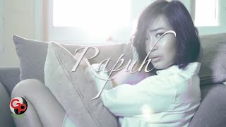 Rapuh  Rinni Wulandari Official Lyric Video [upl. by Wagshul]