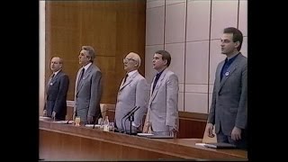 “Das Politbüro erlebt die deutsche Revolution“ DDR Dok 1990 H J Friedrichs G Schabowski [upl. by Jelene280]