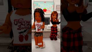 This dance is so cute 🥰 roblox berryavenueupdate berryave berryavenue [upl. by Nerdna]