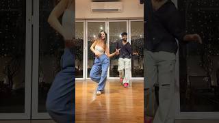 Kaisi yeh lagdi kamaal😉🌹 akhiyaangulab dance shazebsheikhchoreography [upl. by Nalrah]