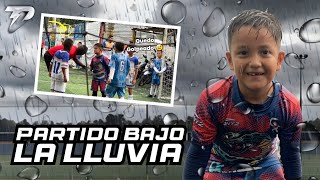 🌧️⚽ FÚTBOL BAJO LA LLUVIA  ¡Goles Resbalones y Difícil Partido ⚽️🧤 [upl. by Brina]