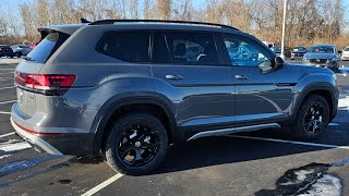 Is the 2024 VW Atlas Peak Edition a better SUV to buy than a Honda Pilot [upl. by Namsaj]