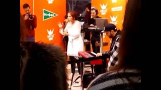 Carolina Deslandes Elastic Heart ao vivo no El Corte Inglès [upl. by Nwahsirhc]