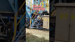 Cleaning CONVEYOR port cleaning conveyer viarlvideo [upl. by Albertine]