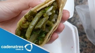 Receta para preparar tacos de bistec con nopales Receta de tacos  Comida mexicana [upl. by Edecrem588]