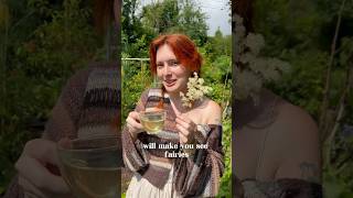 🧚 Making fairy tea 🍵 with foraged meadowsweet flowers 💚 [upl. by Kylie785]