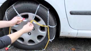 COMMENT INSTALLER DES CHAINES A NEIGE SUR SES PNEUS DE VOITURE [upl. by Ainaled851]