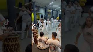 maculele instrutorAzul maracapoeira Bailarinavmb Azulcapoeiraofc [upl. by Ahsinra274]