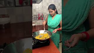 बेसन की हेल्दी और टेस्टी मिठाई New Indian Sweets Recipes sweet dessert shorts trending food [upl. by Attelra487]