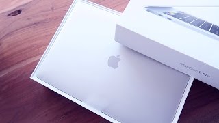 Gloednieuwe Macbook Pro unboxen  Vloggloss 777 [upl. by Acinahs]