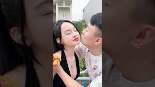 Cần bao nhiêu chiếc kẹo mút để được hôn em hàng xóm funny giaitri hàihước Dương Phúc Chiến [upl. by Mariel]