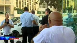 Argument sħun bejn ilCanvassers tAustin Gatt u ssecurities ta Jeffrey Pullicino Orlando [upl. by Nylarat716]