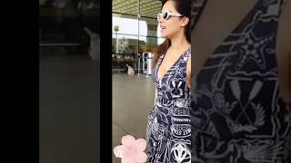 Nushrat barucha spotted at airport spotted nushratbarucha youtubeshorts ytshorts viralvideo [upl. by Eidroj]